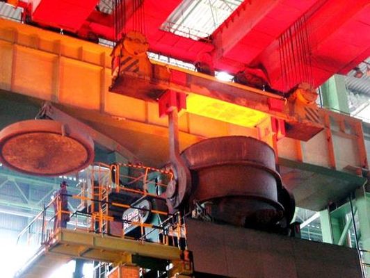 Op zwaar werk berekende 74/20t Dubbele Balk Luchtgieterij Crane For Steel Making