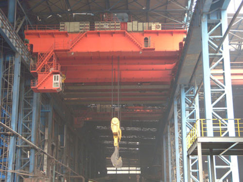 Metallurgische Gieterij Luchtbrug Crane For Lifting Molten