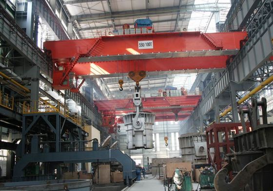 Op zwaar werk berekende Metallurgische Industrie die van 120 T de Dubbele Kraan van de Balkbrug gieten