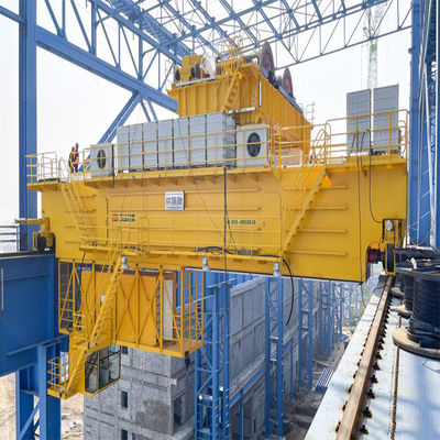Op zwaar werk berekende Europese Stijl 400 Ton het Dubbele van de Kraanqdxx van de Balkbrug Model